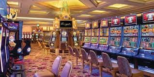igm247 link platform interface showing slot games, live dealer tables, and sports markets